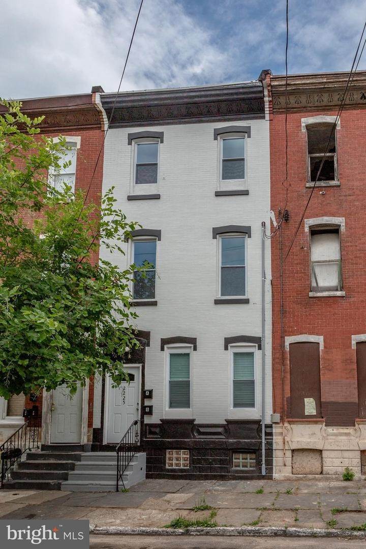 Residential Lease at 2225 W THOMPSON STREET Philadelphia, Pennsylvania 19121 United States