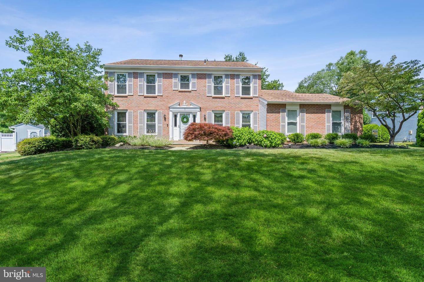 Detached House for Sale at 5 BENNINGTON Lawrenceville, New Jersey 08648 United States