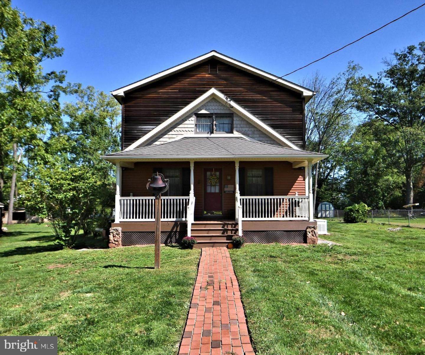 Detached House for Sale at 32 VINCENT Road Phoenixville, Pennsylvania 19460 United States