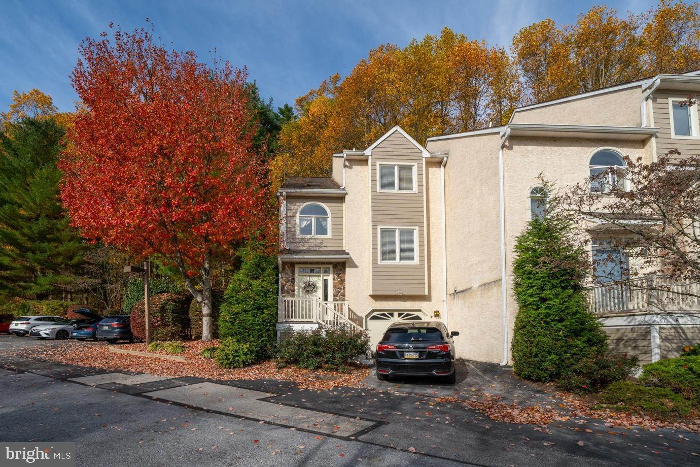 Condominiums for Sale at 514 WATERS EDGE Newtown Square, Pennsylvania 19073 United States