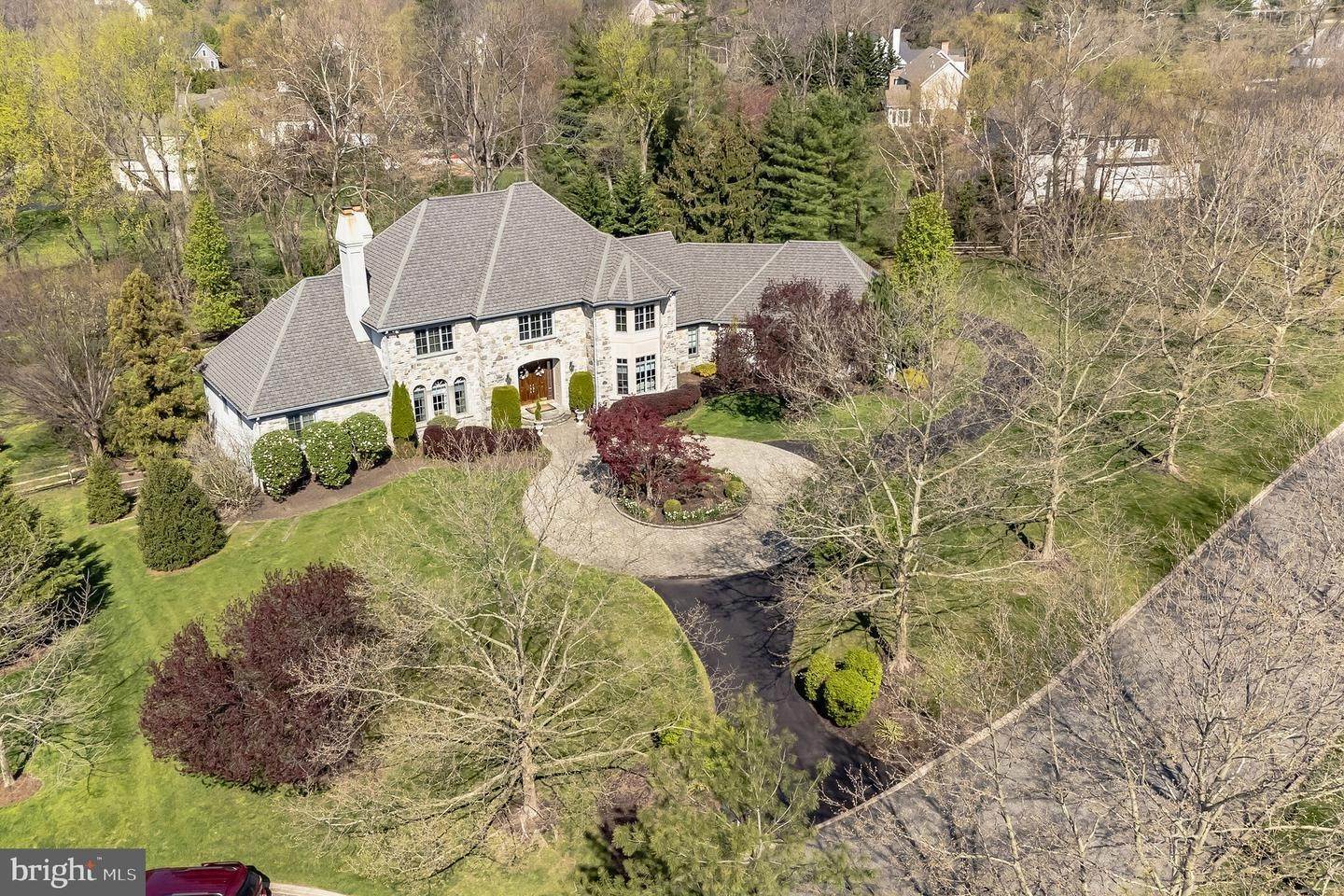 Property for Sale at 106 HAMPTON Lane Blue Bell, Pennsylvania 19422 United States