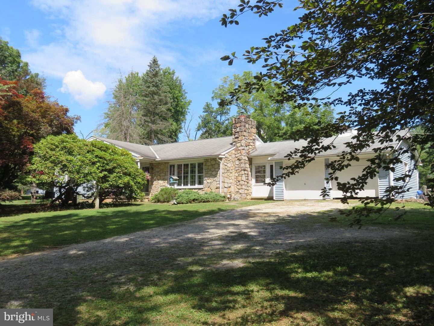 Detached House for Sale at 207 MERLIN Road Phoenixville, Pennsylvania 19460 United States