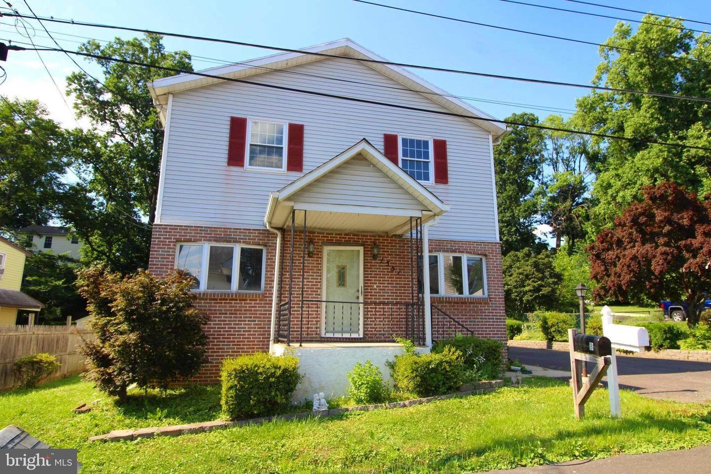 Detached House for Sale at 1551 FAIRVIEW Avenue Langhorne, Pennsylvania 19047 United States