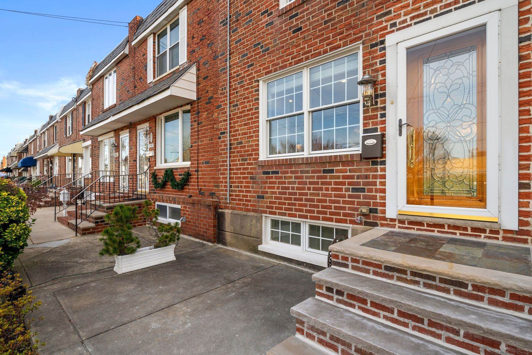 2. Other Residential Homes for Sale at 1842 Packer Avenue, Philadelphia, PA 19145 1842 Packer Avenue Philadelphia, Pennsylvania 19145 United States