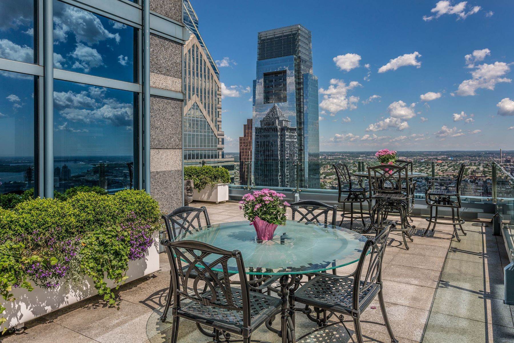 Apartments for Sale at 50 South 16th Street, Philadelphia, PA 19102 50 South 16th Street, #4604 Philadelphia, Pennsylvania 19102 United States