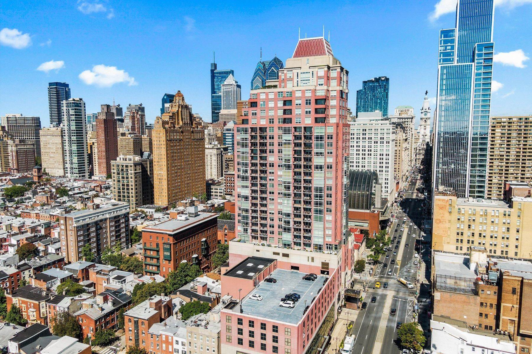 36. Condominiums for Sale at The Penthouse at Symphony House 440 S Broad Street - PH2, Unit 3002 Philadelphia, Pennsylvania 19146 United States